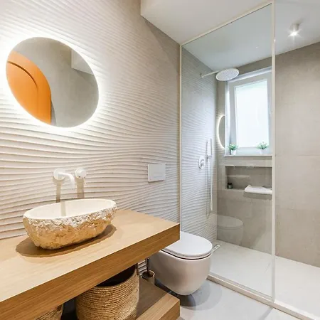 The Homey Flat Stylish 2br By Pikhost Apartment