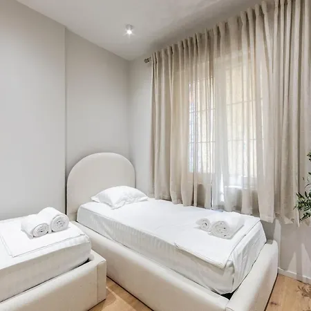 The Homey Flat Stylish 2br By Pikhost 公寓
