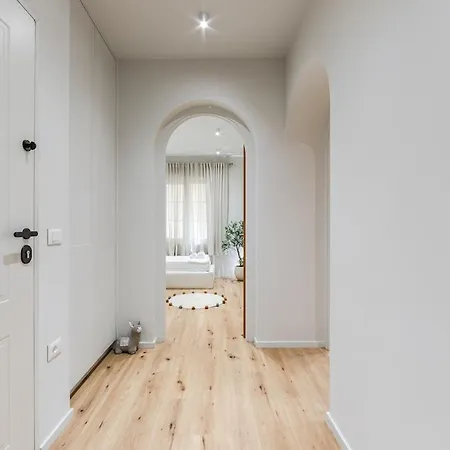 The Homey Flat Stylish 2br By Pikhost Apartment *